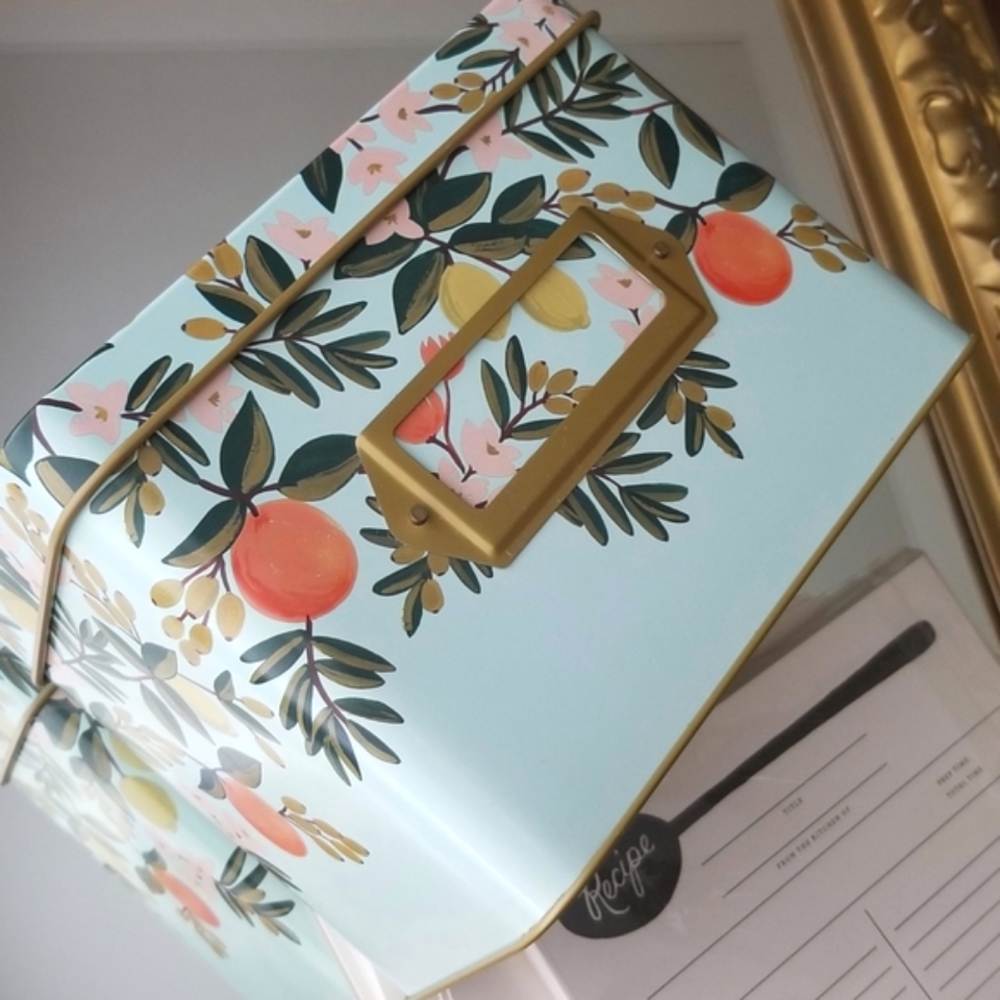 ❗Rifle Paper Co. Mint Green Citrus Floral Recipe Tin with Recipe Cards❗